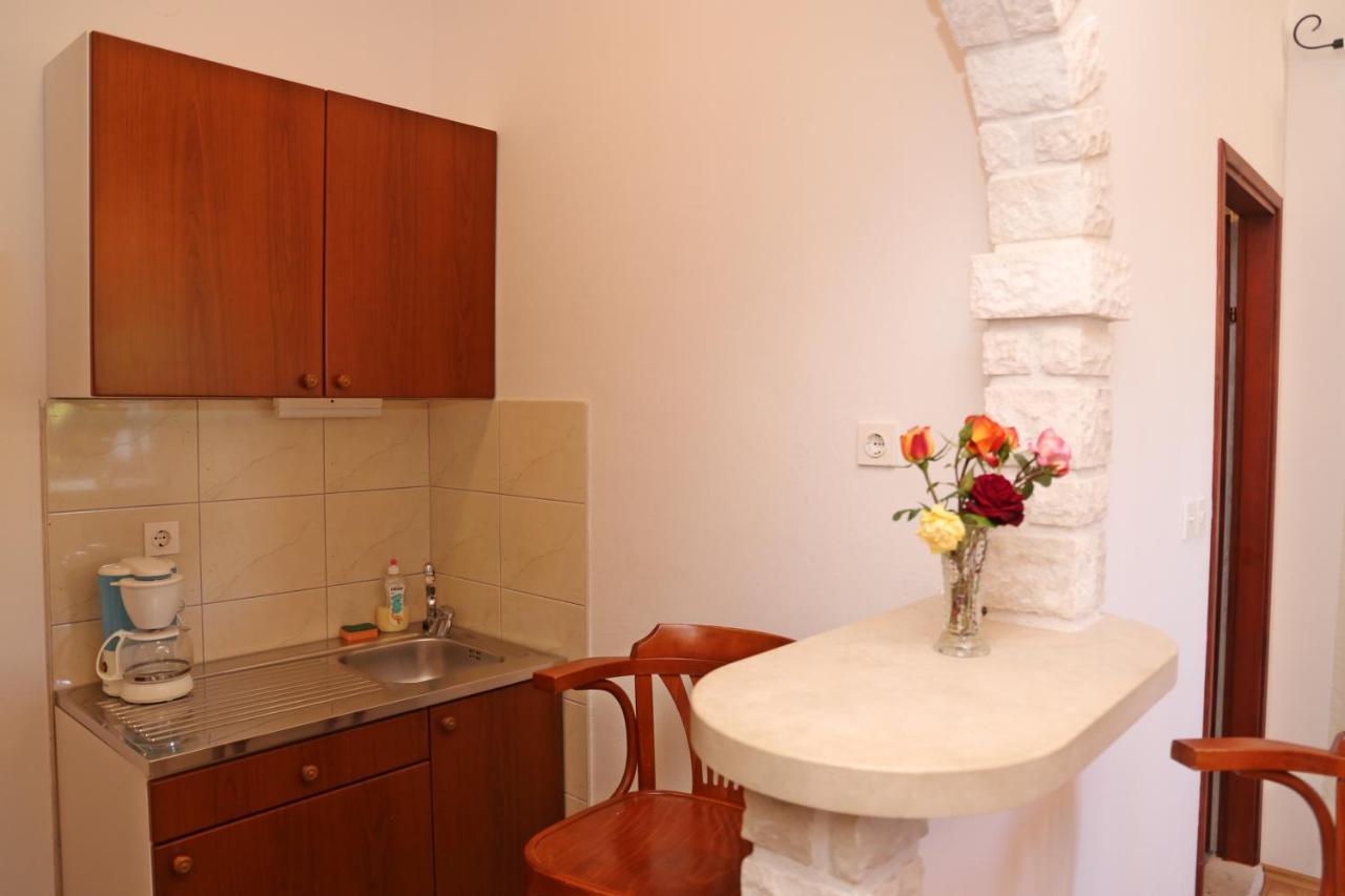 Pansion Marinka-Bire Rooms Lumbarda Extérieur photo
